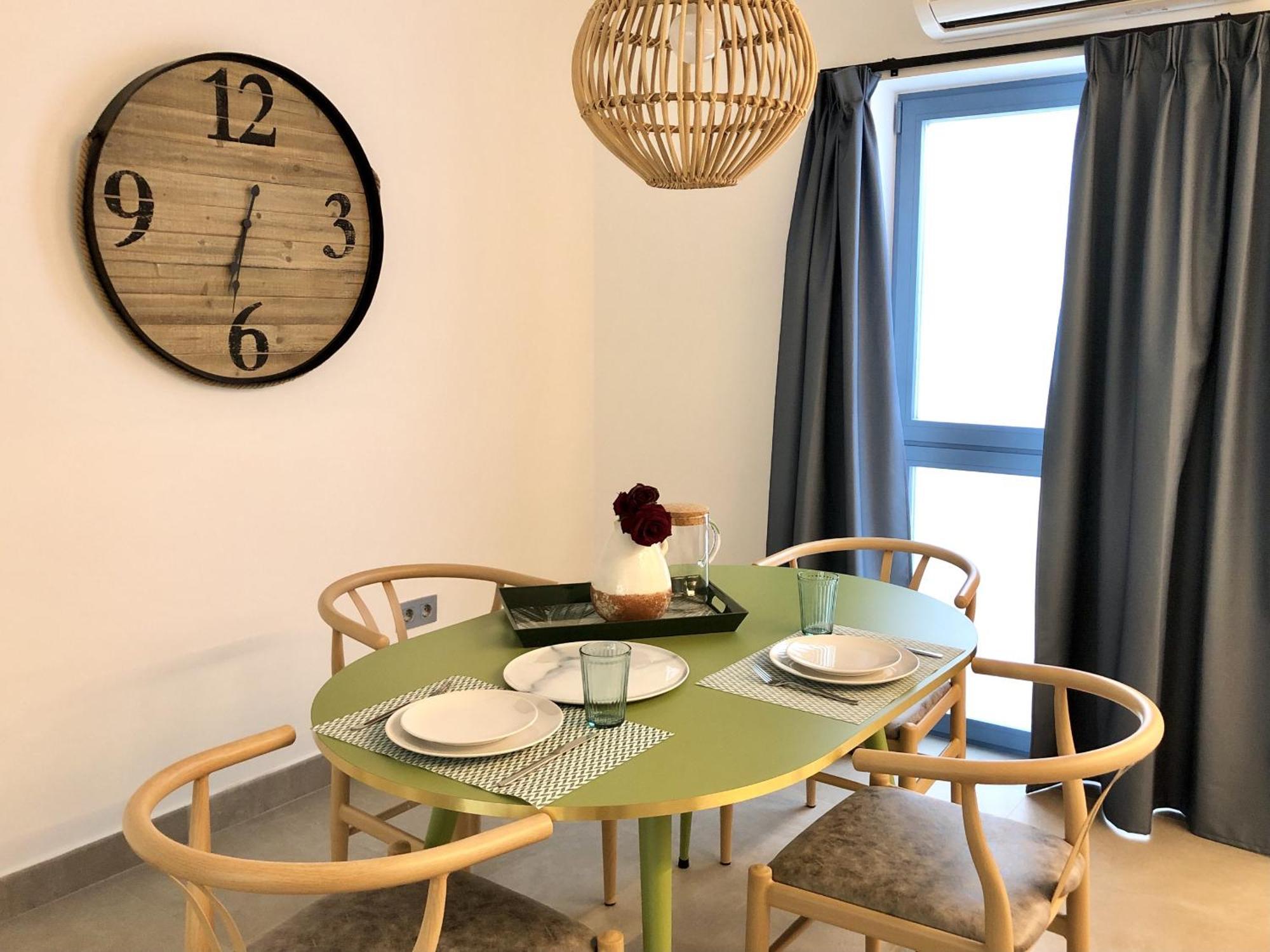 Chezmoihomes Patio De Luz - Stylish Apartments In Parraga 13 — Photos 2